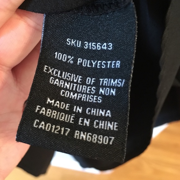 Le Chateau Blouse - Picture 2 of 2